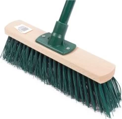 Benson Groene Straatbezem Met Afschroefbare Steel -Tuingereedschap 1200x1172 2