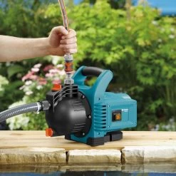 GARDENA - Classic Besproeiingspomp 3000/4 Compleet - Waterpomp - Incl. 3.5 M Aanzuigslang En 20 M Slang -Tuingereedschap 1200x1200 1436
