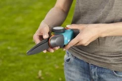 GARDENA Comfort Grasschaar - Op Steel -Tuingereedschap 1200x799 77