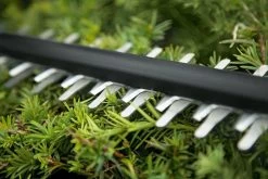 Bosch UniversalHedgeCut 18-50 Heggenschaar - Met 18 V Accu En Lader -Tuingereedschap 1200x800 113