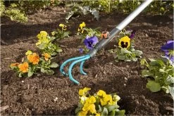 GARDENA Combisysteem Krabber Cultivatior - Werkbreedte 9 Cm - Aanbevolen Steellengte 130 Cm 23 GARDENA Combisysteem Krabber Cultivatior - Werkbreedte 9 Cm - Aanbevolen Steellengte 130 Cm -Tuingereedschap 1200x800 218