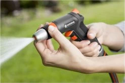 GARDENA - Premium Reinigingssproeier Spuitpistool - Metaal - Voor Reiniging En Bewatering -Tuingereedschap 1200x800 309